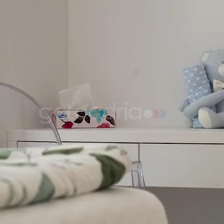 Apartman Smaragd - Saphir - Luxury With Shared Pool Makarska