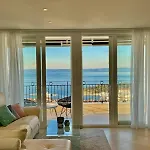 Apartman Smaragd - Saphir - Luxury With Shared Pool Makarska