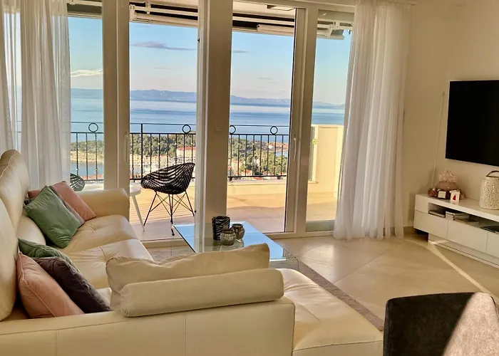 Smaragd - Saphir - Luxury With Shared Pool ماكارسكا