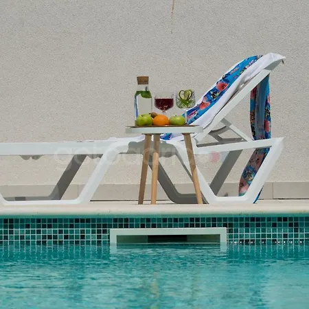 Apartamento Smaragd - Saphir - Luxury With Shared Pool *